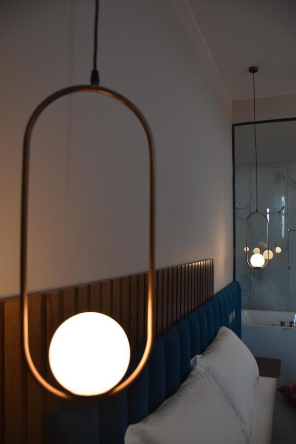 Coco Hotel Tirana Esterno foto